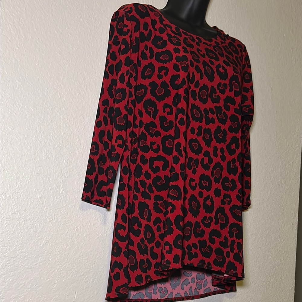 Anne Klein Red and Black Patterned Blouse - Picture 4 of 7